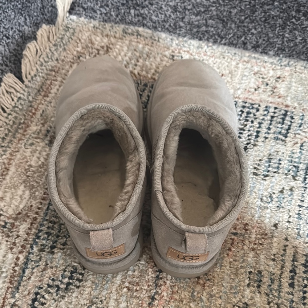 Ugg Minis